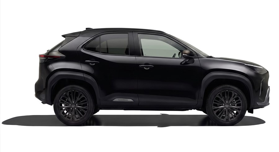 Véhicule Éco Green : Toyota hybride noire